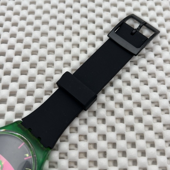 Swatch Watch - GG105 - Sandy Mountains main image 9